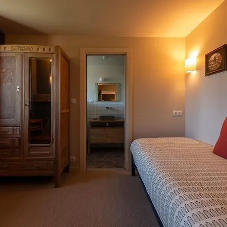 Du Domaine Saint Loup Hotel