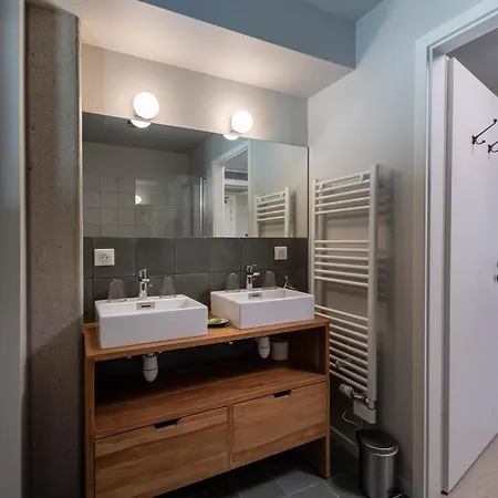 Hotel Du Domaine Saint Loup 3*