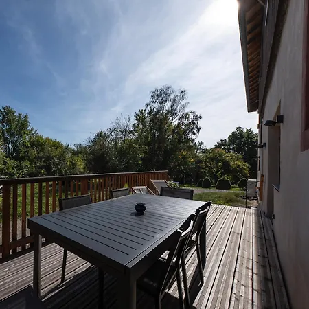 Hotel Du Domaine Saint Loup 3*