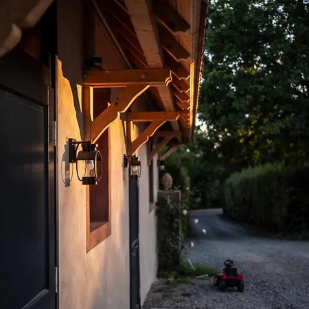 Hotel Du Domaine Saint Loup