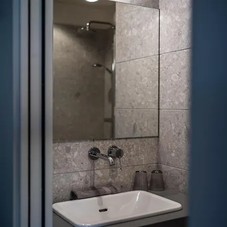 Du Domaine Saint Loup Hotel